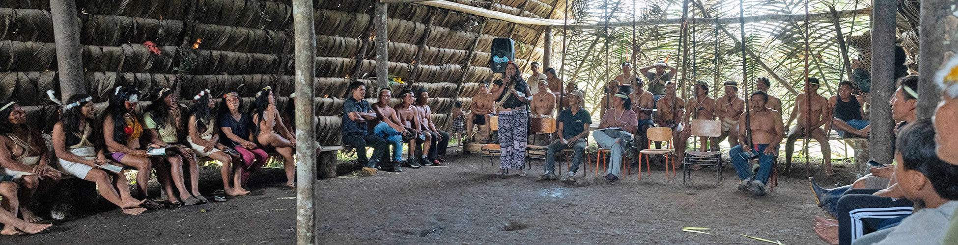 Vida comunitaria Waorani